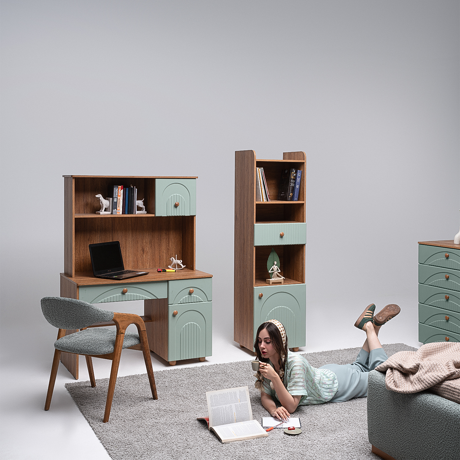 Hedika - Teen Bedroom Set